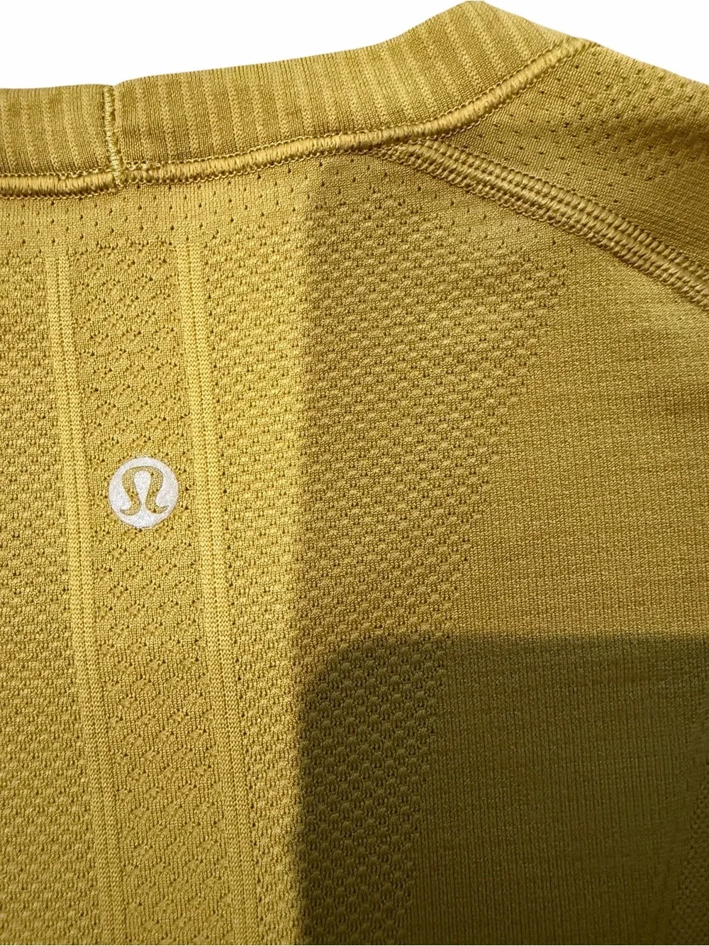 NWOT Lululemon Swiftly Tech Long Sleeve Waist Length Size 0 In Grape Leaf